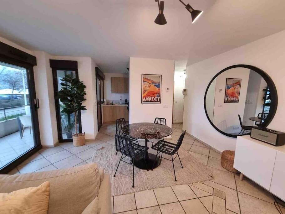 L'Alexandrin Apartment อานซี ภายนอก รูปภาพ